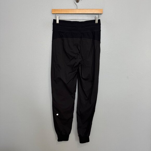 LULULEMON mid rise dance studio jogger in black size 4 - Picture 7 of 10